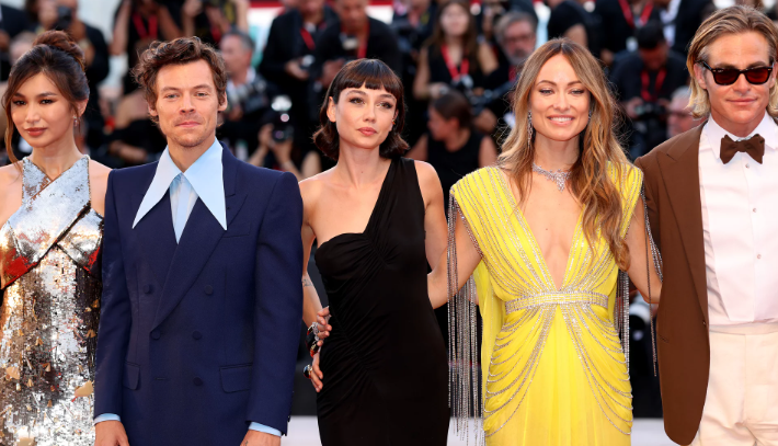 this image shows how celebrities dress for Hollywood movie premieres